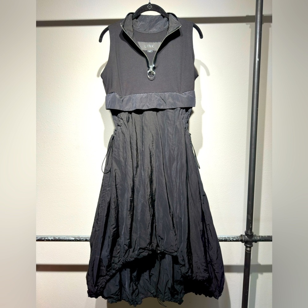 Sleeveless Black Dress